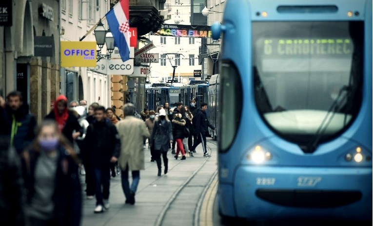 Troje Rumunja godinu i pol kralo po zagrebačkim tramvajima, novac dizali s bankomata