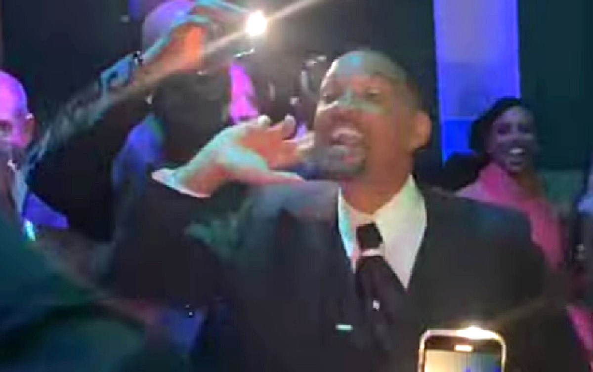 VIDEO Pogledajte kako se Will Smith ponašao na partyju nakon što je odalamio Rocka