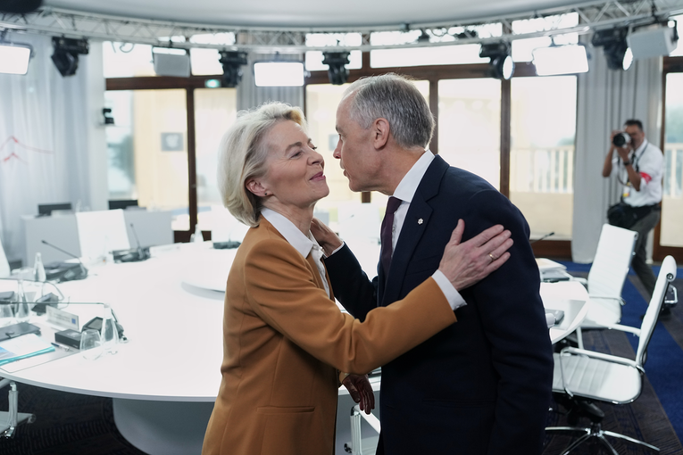 Von der Leyen neće doći na obraćanje kanadskog premijera EU parlamentu