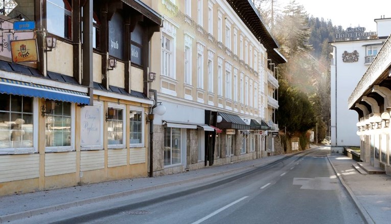 U Sloveniji skoro 15.000 novozaraženih: "Uskoro stiže vrhunac petog vala"