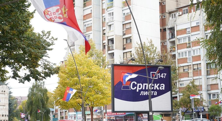 Gase li se posljednje srpske institucije na Kosovu?