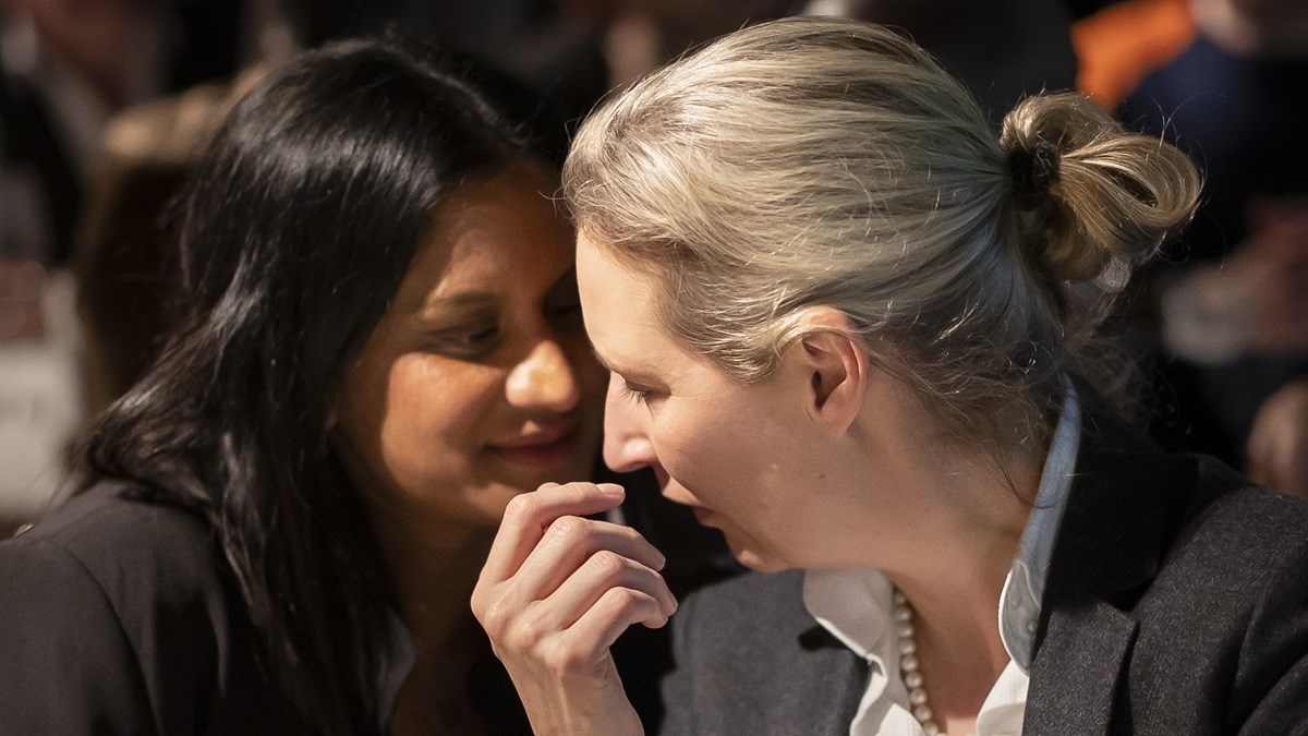 Tko je šefica AfD-a? Djed joj je bio istaknuti nacist, partnerica joj je iz Šri Lanke