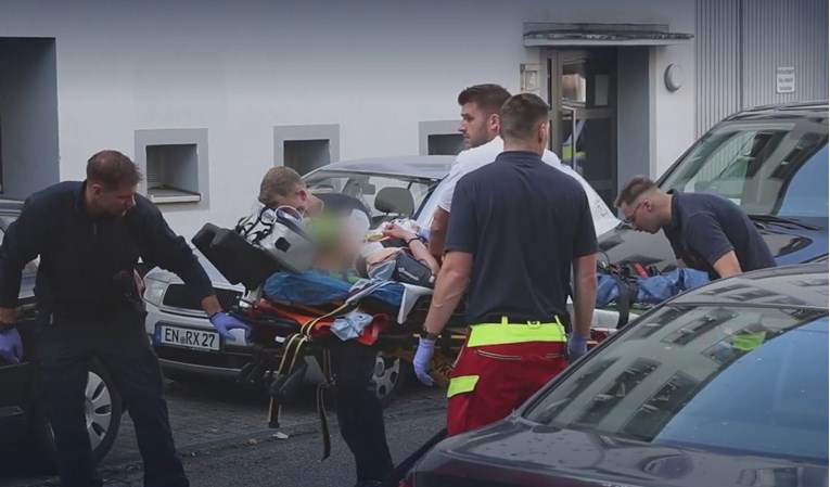 U školi u Njemačkoj izbodena učiteljica. Napadač uhvaćen