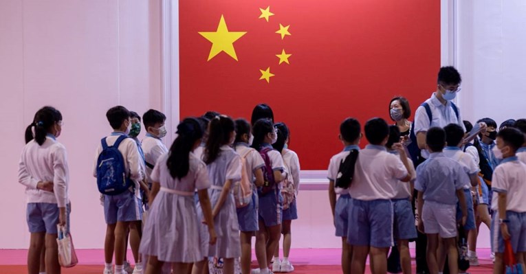 Kina želi zaustaviti pad broja rođenih, Sečuan dozvoljava nevjenčanima da imaju djecu