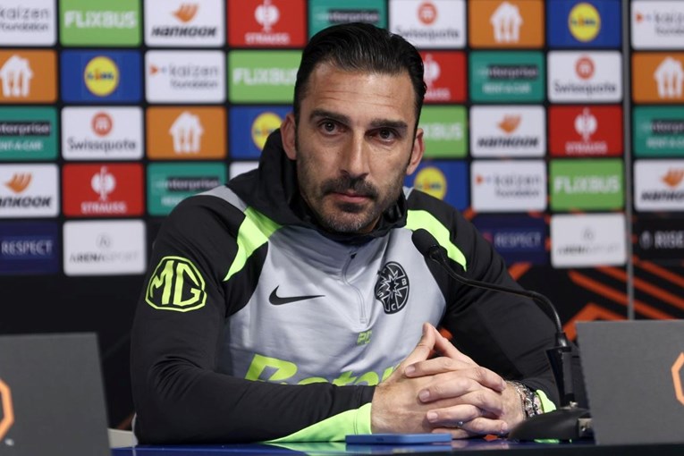 Trener Rumunja nakon Dinama: Moram razgovarati s Upravom