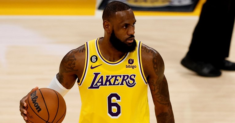 Jokićeva dominacija protiv Lakersa, LeBronov najgori ulaz u sezonu nakon 19 godina