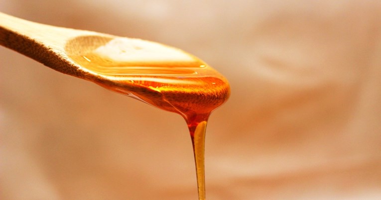 Evo što će se dogoditi vašem tijelu ako svaki dan pojedete dvije žlice meda