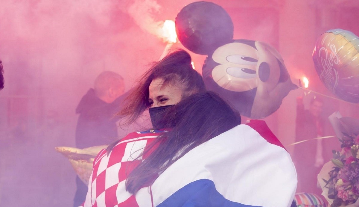 "Nitko kao Marjan iz Splita!" Splićani bakljadom dočekali prvakinje Europe