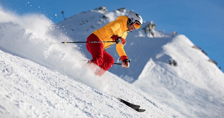 Evo zašto je Black Friday idealan za kupnju novih skija!