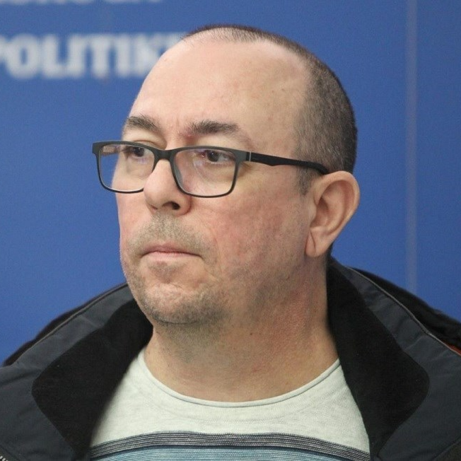 Šef Sindikata policije: Negdje drugdje policajci ne bi pucali u pod, nego u navijače