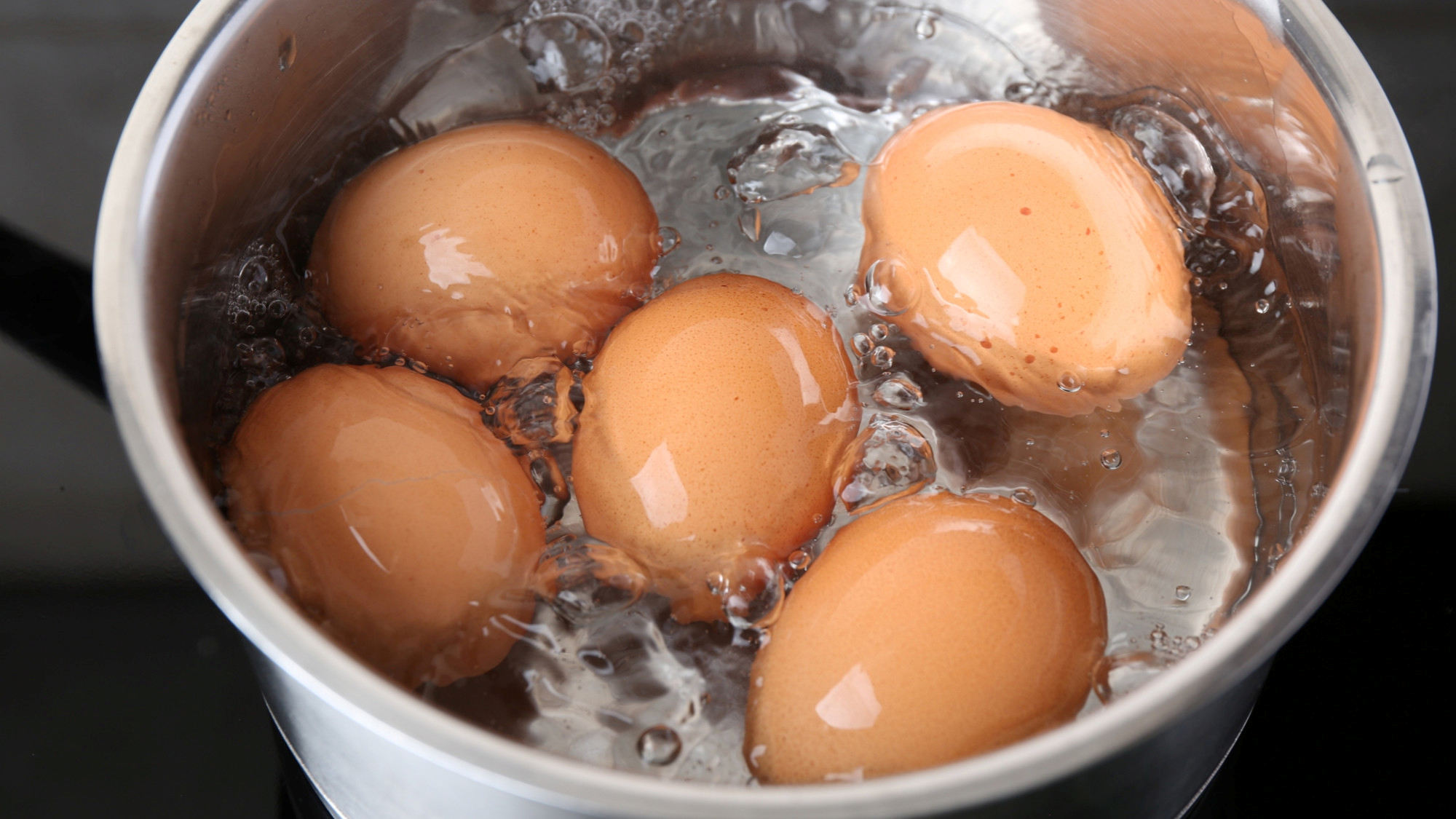 Koliko dugo smijete čuvati kuhana jaja u hladnjaku?