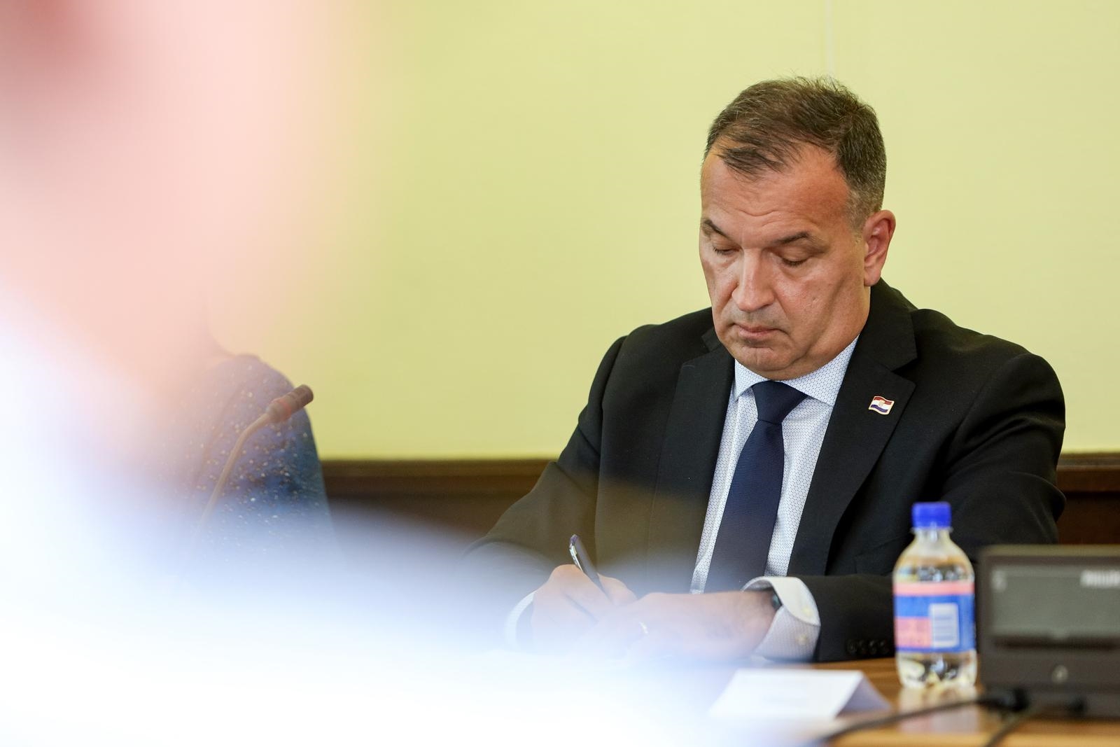 Beroš ravnateljima bolnica: Ukazujte na važnost komunikacije s pacijentima