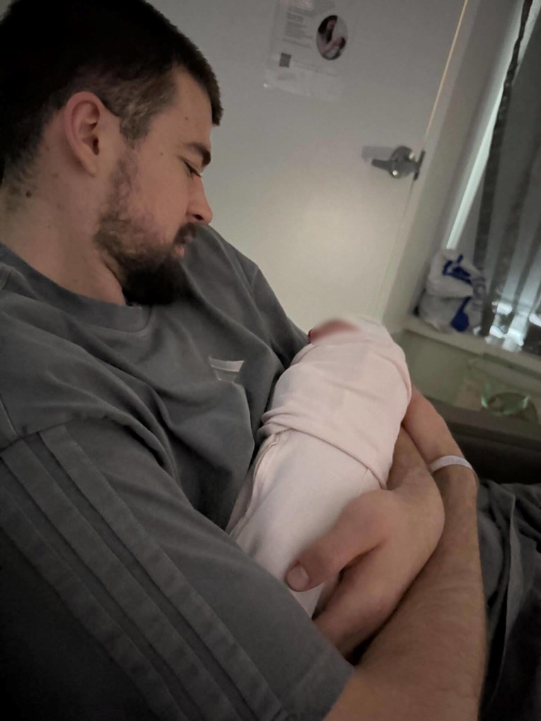 Ivica Zubac podijelio prve fotografije kćerkice, otkrio kako su je nazvali