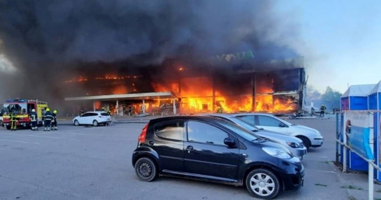 VIDEO Rusi raketirali krcati šoping-centar. Gradonačelnik: Ovo je ratni zločin