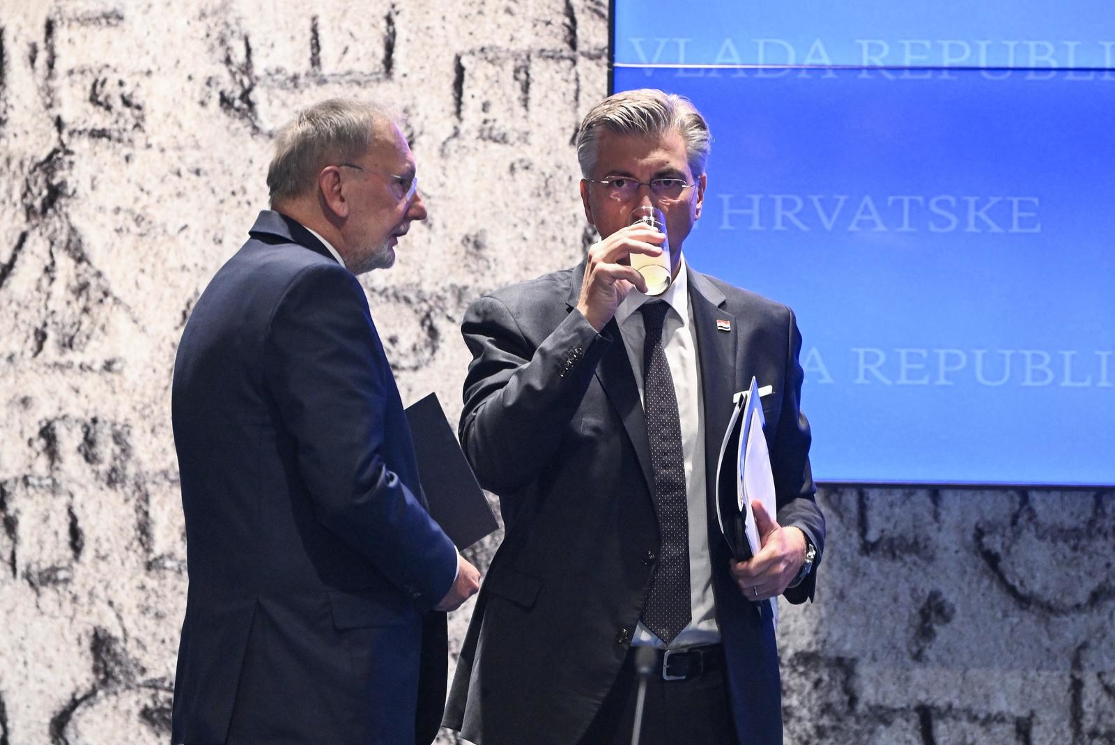Božinović: Prošao sam svijeta, ali nisam vidio nekoga tko toliko radi kao Plenković