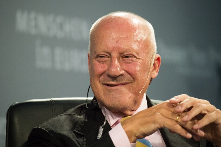 Britanski arhitekt Norman Foster predložio da će obnoviti Harkiv