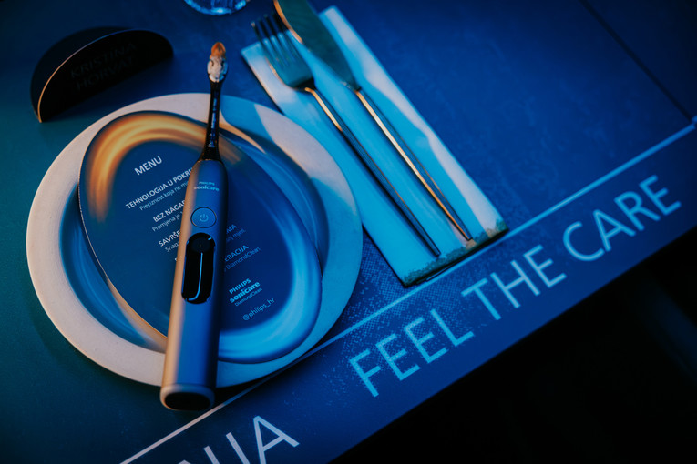 Na posebnoj senzornoj večeri predstavljen novi beauty gadget