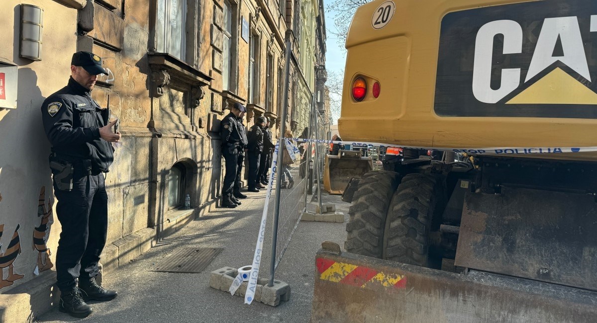 Stanari se bune zbog podzemnog spremnika u centru Zagreba, policija čuva gradilište