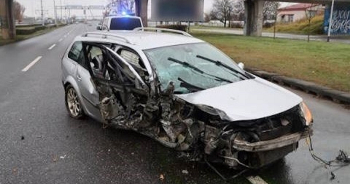 FOTO Pijan i bez vozačke sletio s ceste pa se zabio u nadvožnjak u Novom Zagrebu