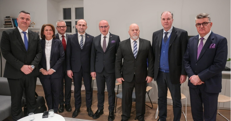 Anušić: Ni jedna vlada nije pomagala Hrvatima van Hrvatske kao ova