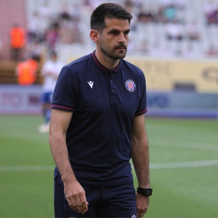 Hajduk smijenio trenera juniora