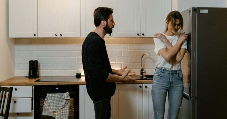 Riječ od tri slova uništava bezbrojne veze, upozorava terapeut