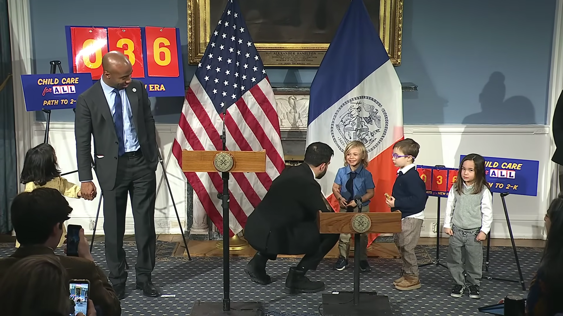 VIDEO Gradonačelnik New Yorka održao presicu s predškolcima. Djeca su bila hit