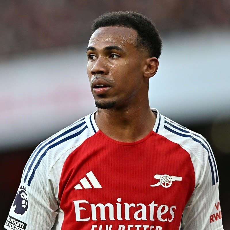 Arsenal daje novi ugovor nezamjenjivom braniču