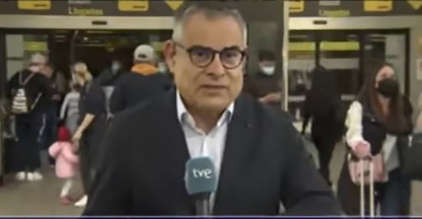 Reporter uživo izvještavao s aerodroma, u kadar slučajno upala cura s 18+ predmetom