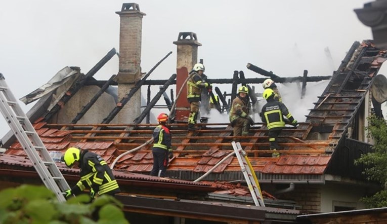 Detalji požara i eksplozija u Karlovcu. Nađena hrpa oružja, aktivirale se ručne bombe