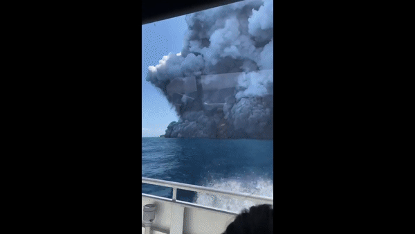 Eruptirao vulkan na Novom Zelandu, 5 mrtvih, 20 nestalih: "Nema znakova života"