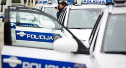 Policajac s poznanikom u policijskom autu na Plitvičkim jezerima šmrkao kokain