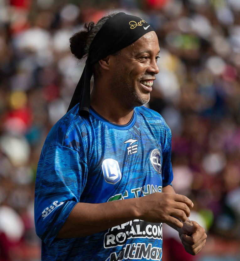 Ronaldinho (46) će zaigrati za talijanskog trećeligaša