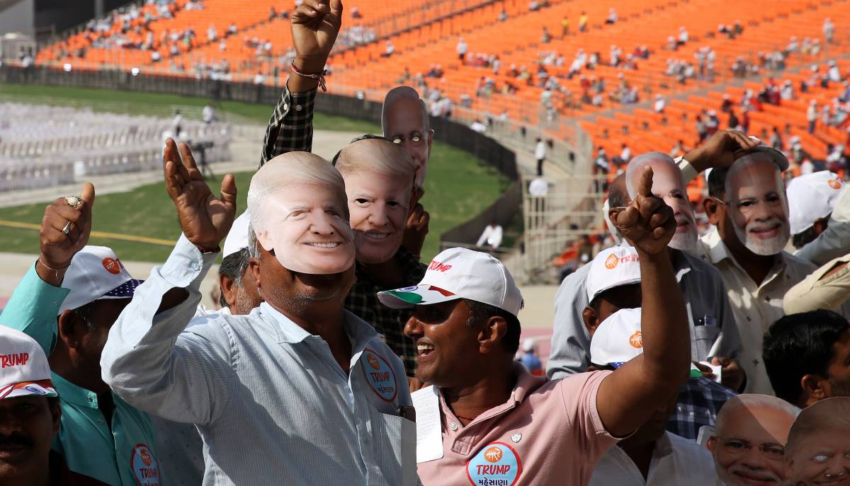 Trump sletio u Indiju, vjeruje da će ga dočekati milijuni ljudi