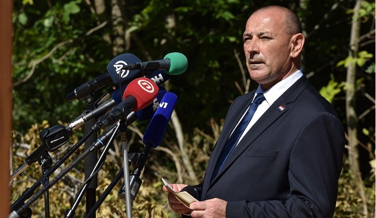 Medved odao počast obitelji koju su 1992. godine ubile srpske paravojne postrojbe