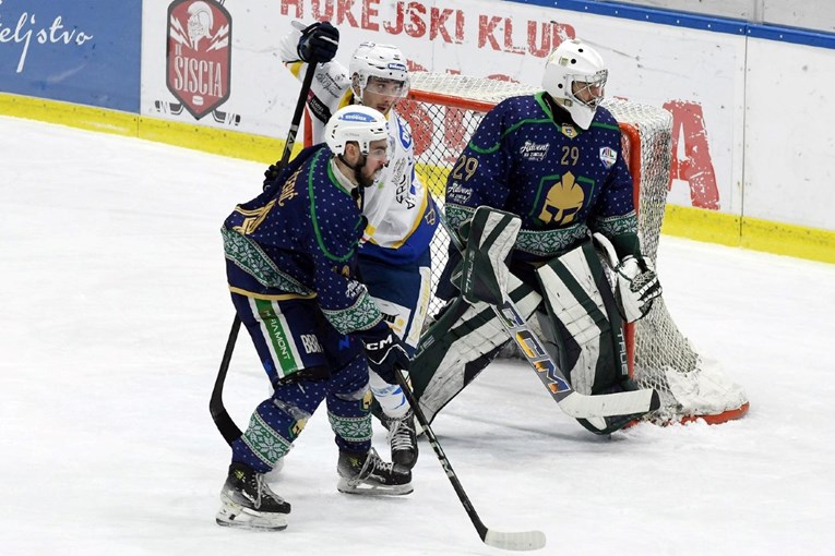 KHL Sisak ostvario najveću pobjedu u povijesti kluba i ušao u polufinale Alpske lige