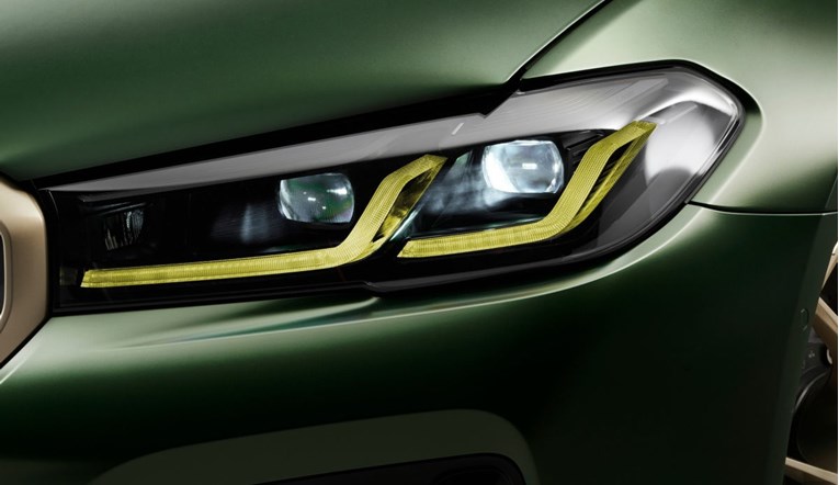 Mogu li prednja svjetla na autu biti u različitim bojama?