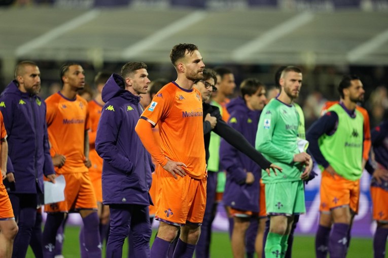 Bijesni navijači hrvatskom reprezentativcu i suigračima vikali "smiješni ste"