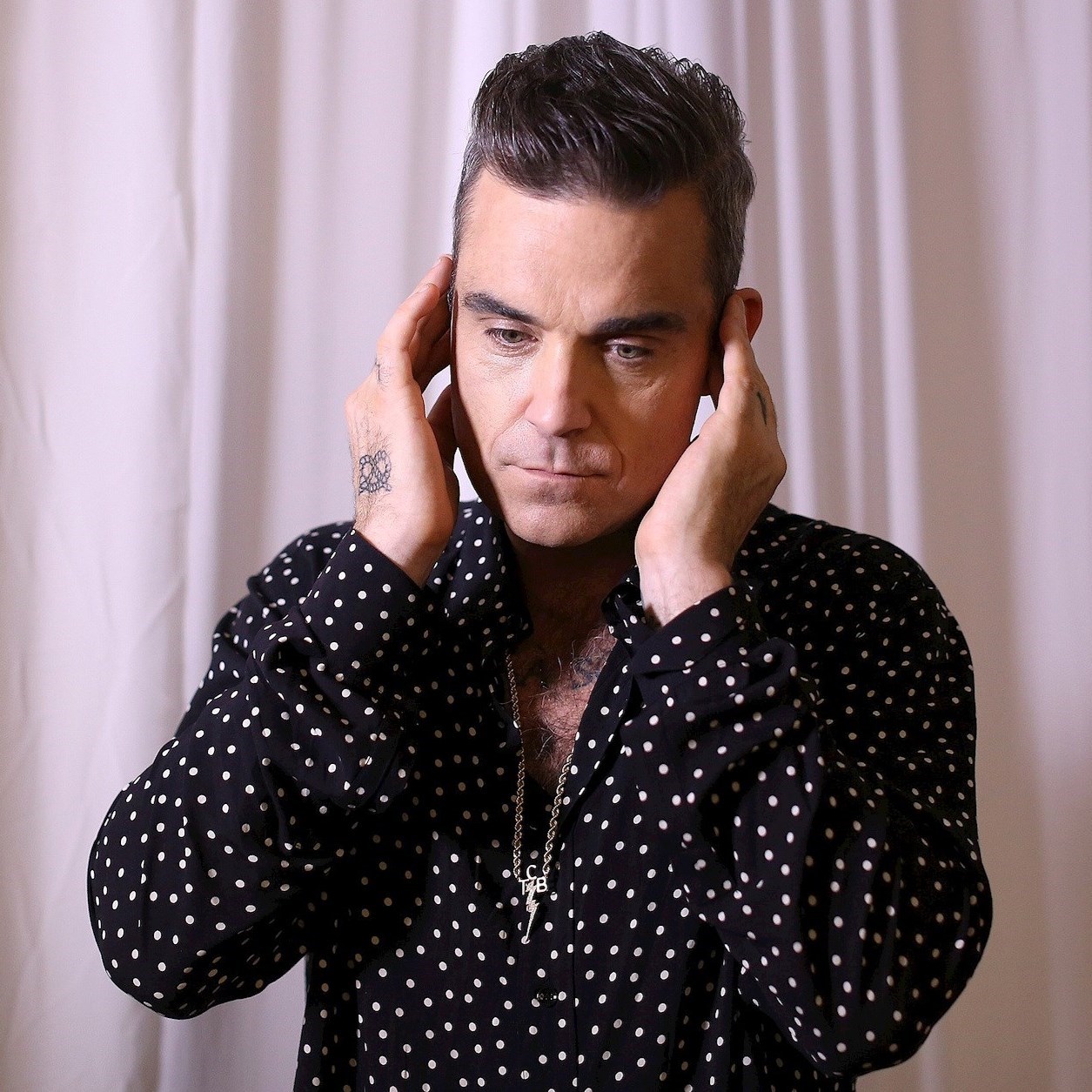 Robbie Williams podijelio emotivnu objavu: "Depresija me želi ubiti"