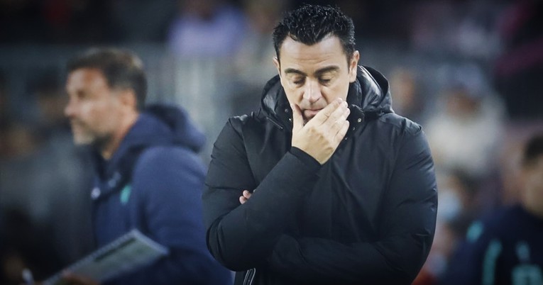 Xavi očajava: Ovako se ne možemo natjecati, nemamo novca