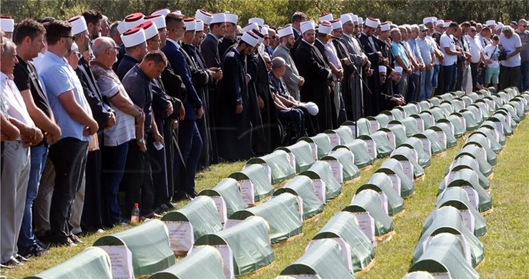 U RS se prisjetili tisuća ubijenih Hrvata i Bošnjaka. "Najgore je što niječu zločine"