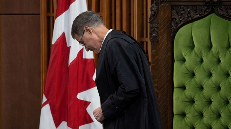 Predsjednik kanadskog parlamenta dao ostavku nakon što je javno hvalio nacista