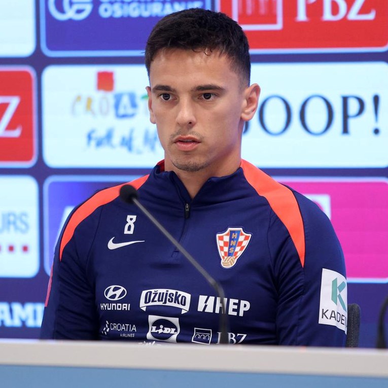 Moro: Pozivam sve da upale svijeće za Vukovar