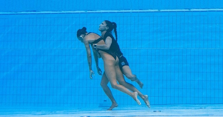 Plivačica koja se skoro utopila: Slike su lijepe. Spasila me poput superheroja