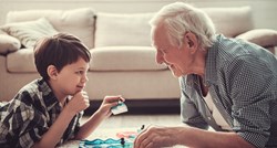 Roditelji u Australiji dovode djecu na igru sa štićenicima staračkog doma