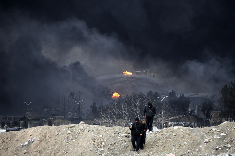 Iran izaziva Trumpa: Pošalji brodove, ako se usuđuješ