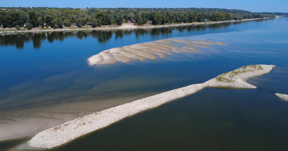 Dunav na rekordno niskoj razini. Srbija strahuje za stabilnost opskrbe strujom