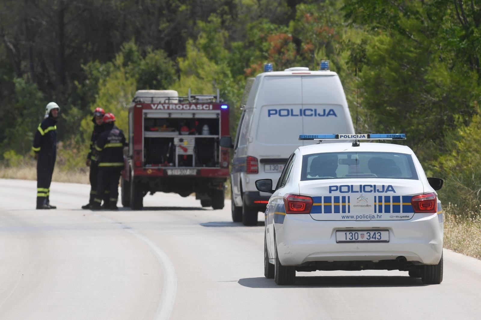 Policija poslala važno upozorenje svima koji pale korov i travu