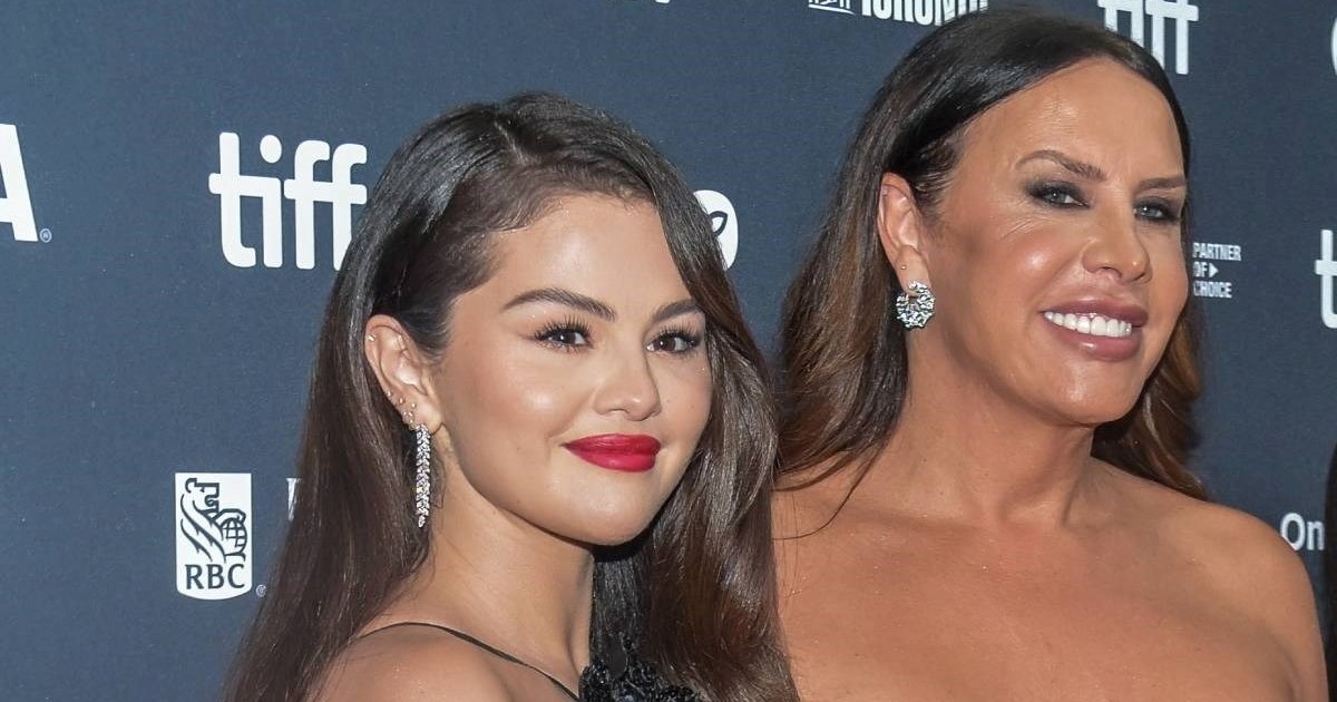 Procurili stari tvitovi transrodne glumice o Seleni Gomez: "Ona je bogati štakor"