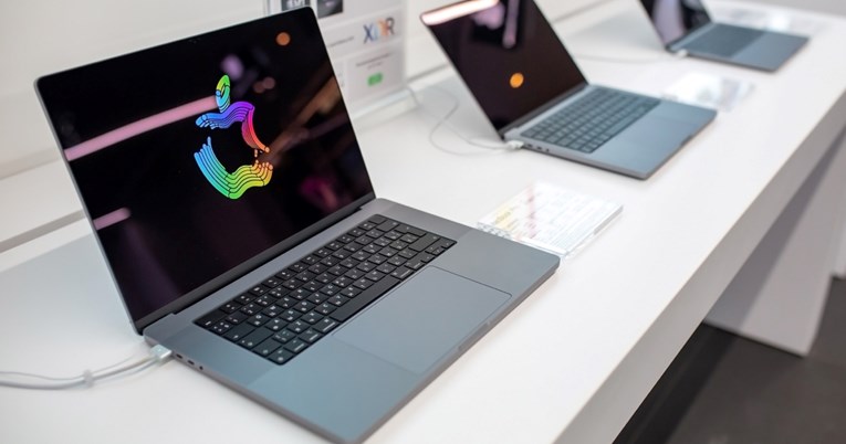 Macovi sada mogu otkriti tekućinu u USB-C-ima. Za sada samo Apple od toga ima korist